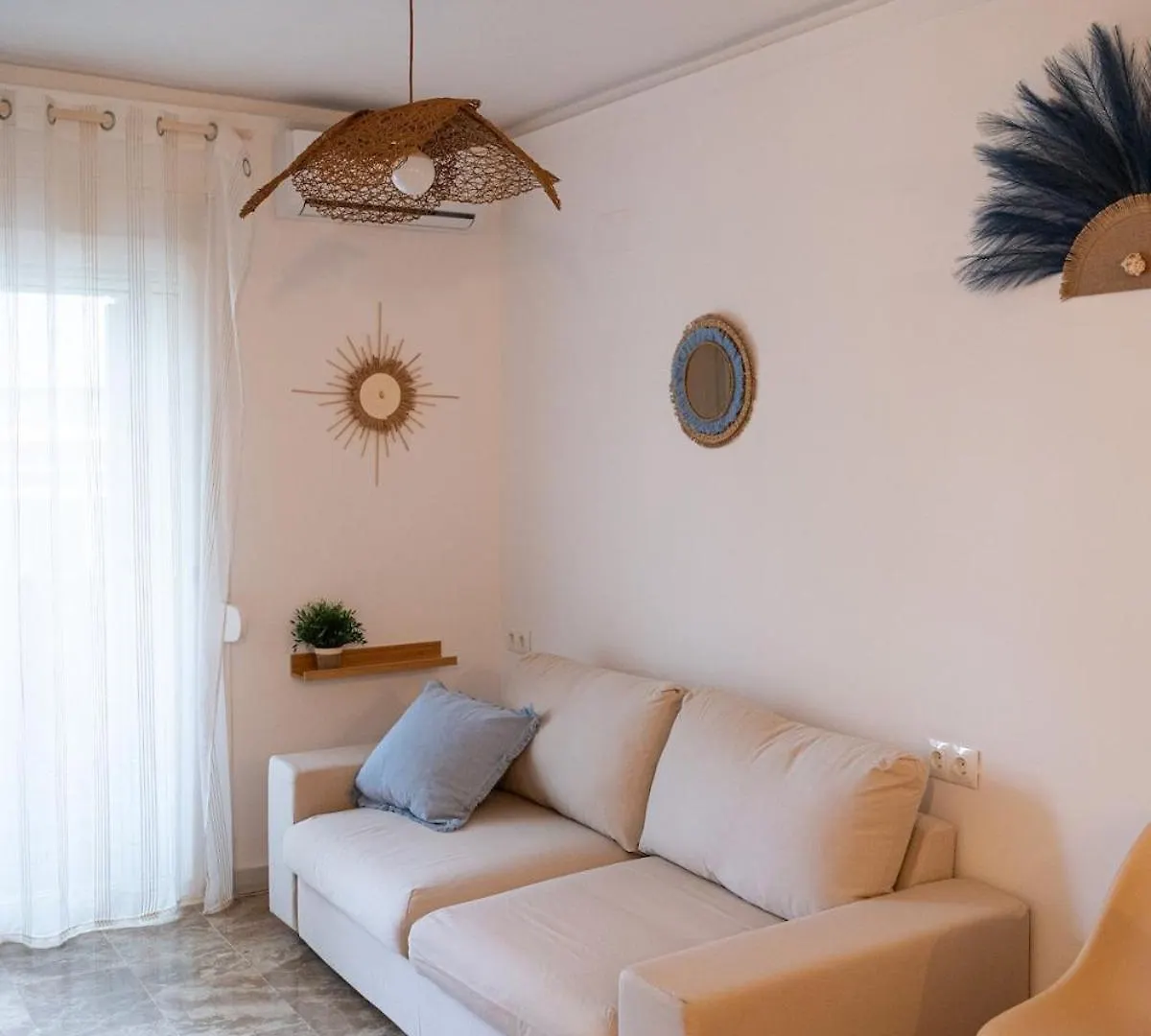 Loft On The Beach And A Few Steps From Downtown Торремолинос Апартаменты